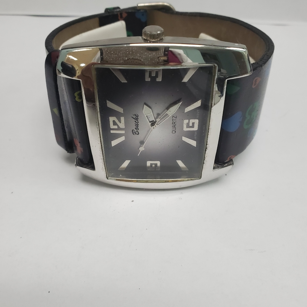 Bouche Womens Watch Easy To Read Numbers. Needs  Battery